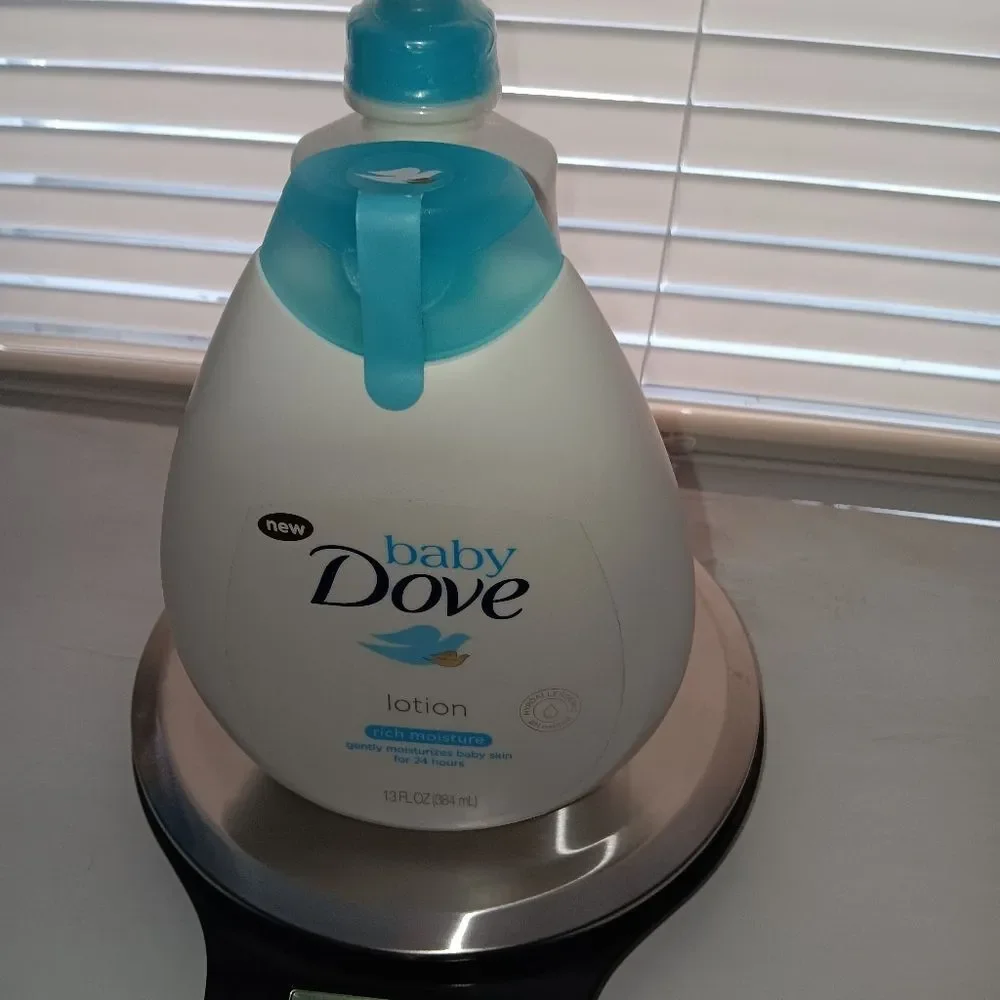 Baby Dove Hypoallergenic tip toe wash and lotion